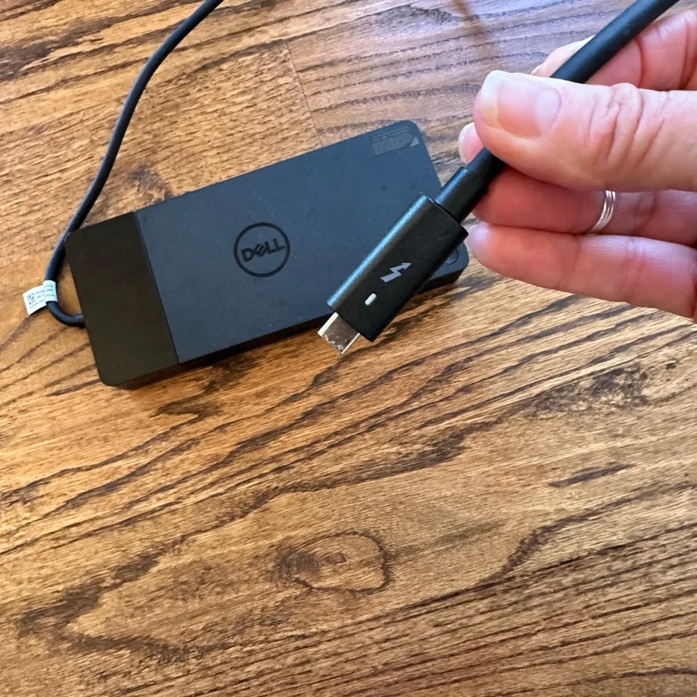 Dell docking station